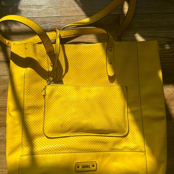 Beautiful roots leather yellow bag - Picture 5 of 5